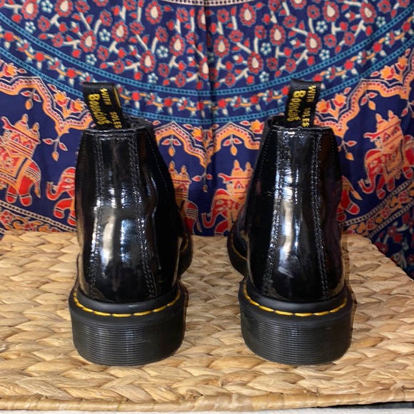 Doc Martens Patent leather Chelsea boot size 8 - Picture 3 of 4